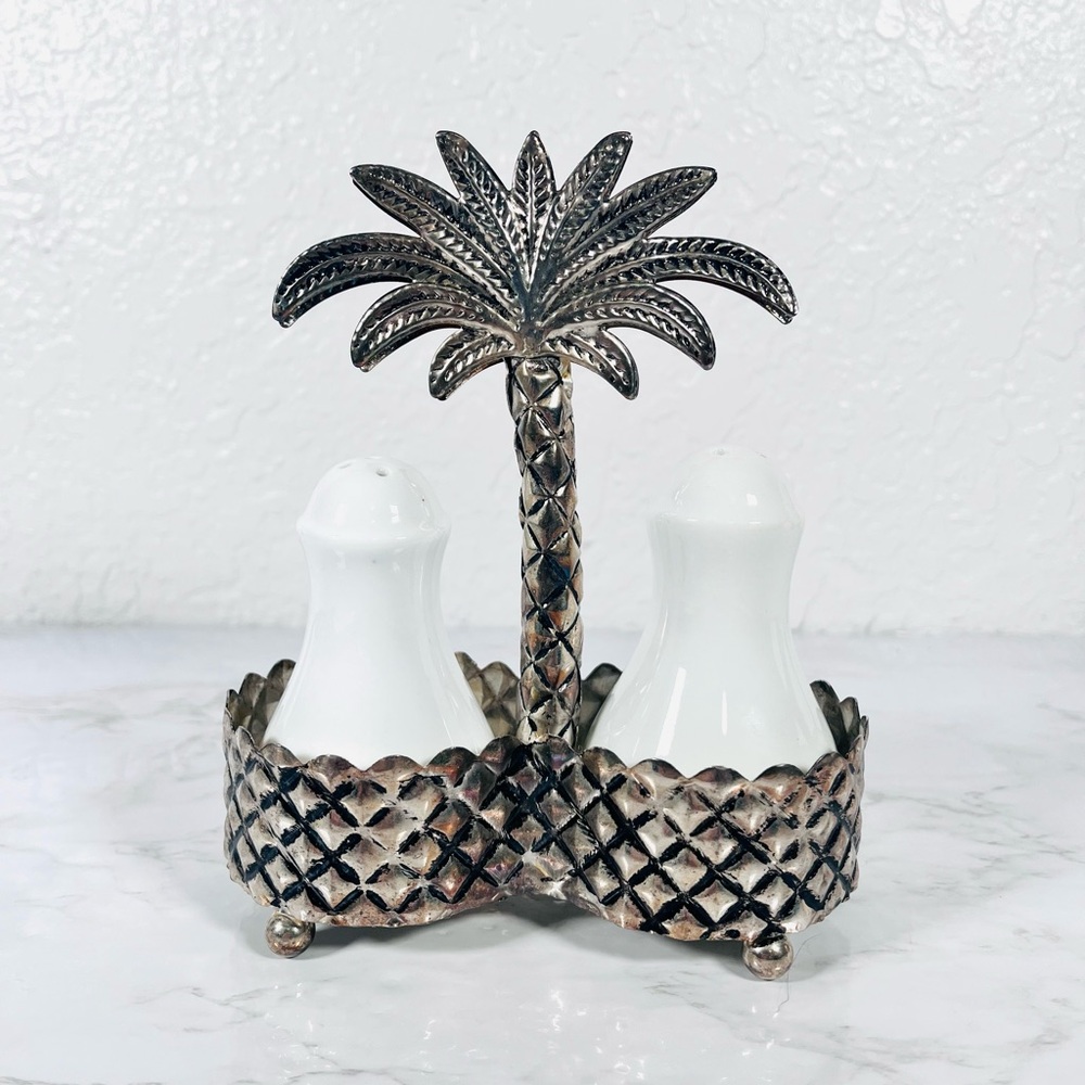 Palm Tree Salt and Pepper Shaker Set - Picture 3 of 11